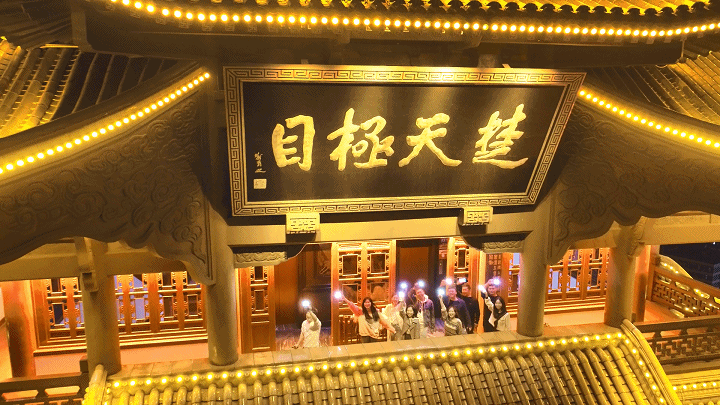 150118u370uw3739w7210r.gif