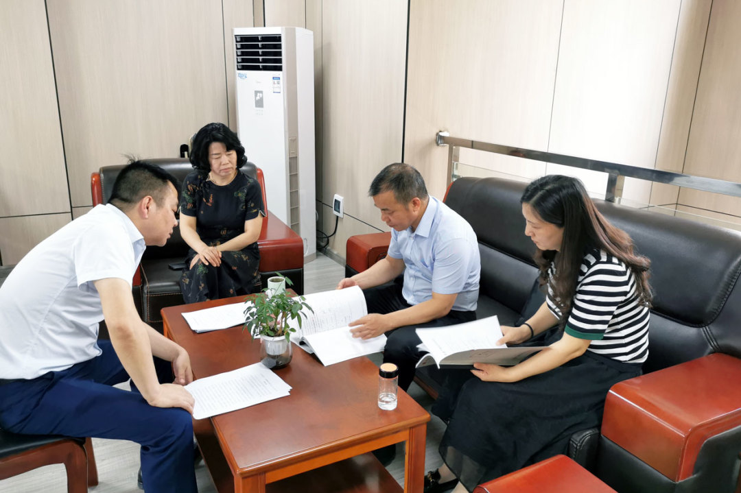 095316haq8jul7lqaba9x4.jpg
