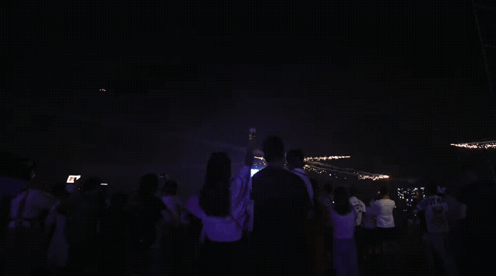 194705gz0tujzjnhu424rz.gif