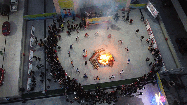 113114gdcy3zp1130y0ovc.gif