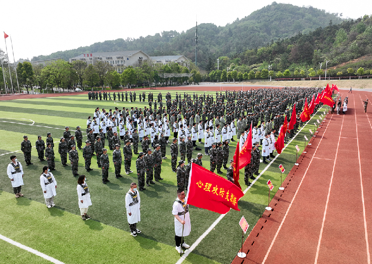 125708gggsmu9j7juqfvtg.jpg
