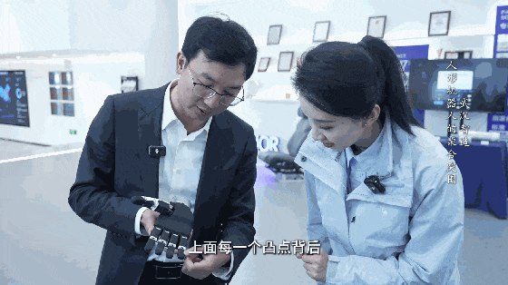 210906tbdggqqe55z9ssvk.gif