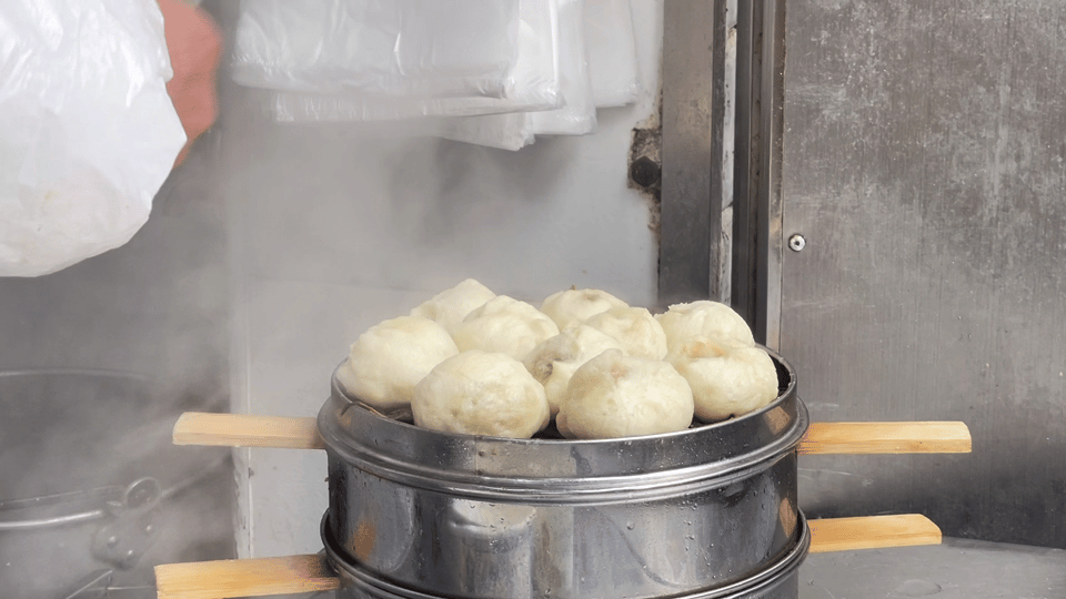090459z9x1z83a260r6zi8.gif