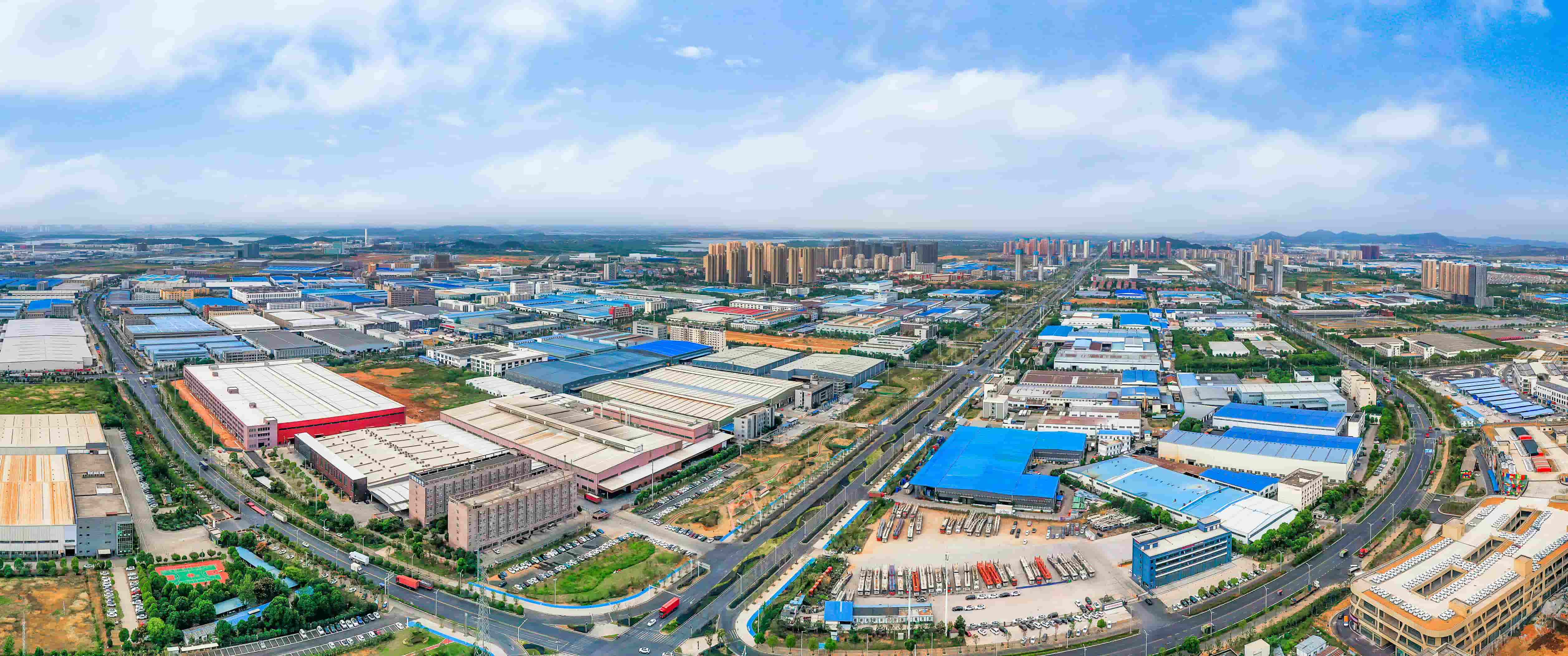 经开航拍全景.jpg