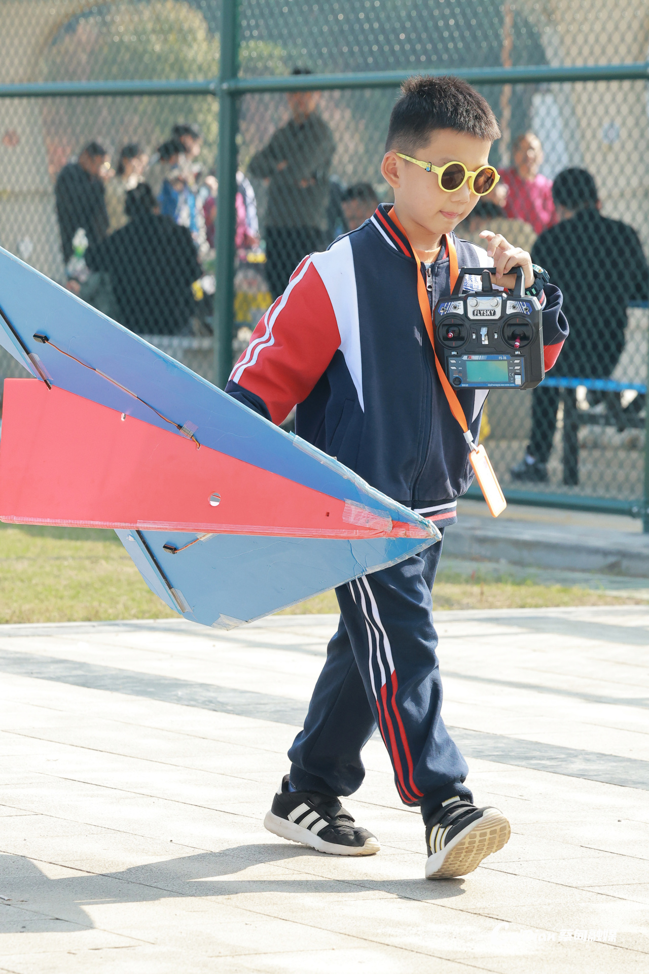 160638f96tqt9z6t6ev6ki.jpeg