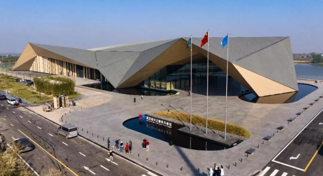 110708oeycemeleyocolmo.jpeg