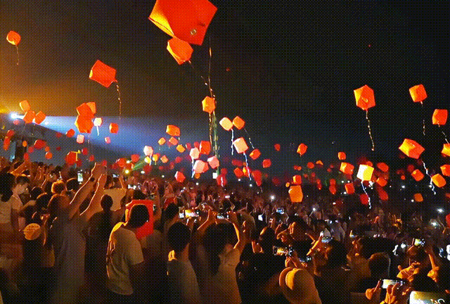 114007ihaapjmj6ph2haz6.gif