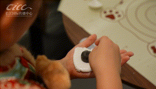 135739rt9thx7jf4h3hfe8.gif