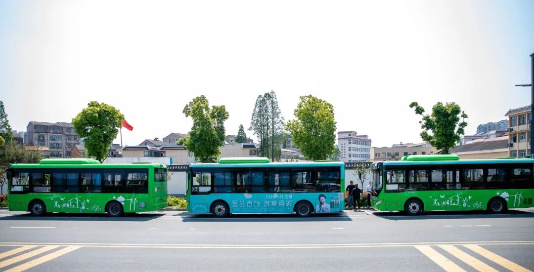 160041zbkmz3nkucbzudok.jpg