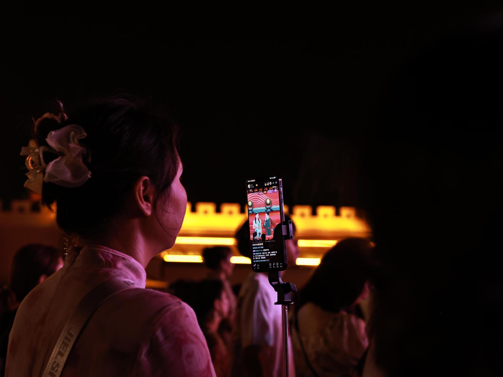 163252hwo644oppoi08y42.jpg